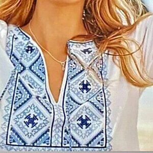 J.Jill white with blue embroidery pheasant top size S